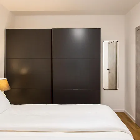 Piano - Apartment