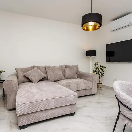Apartman Piano -