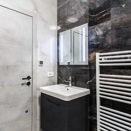 Apartman Piano -