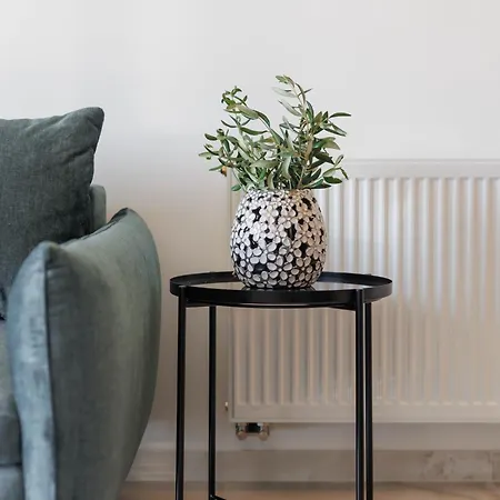Piano - Apartment *
